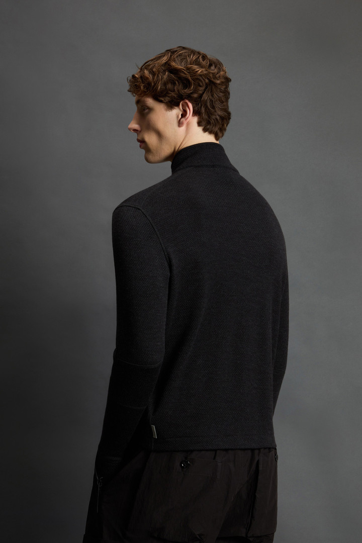 Stricksweatshirt aus reiner italienischer Schurwolle by Todd Snyder Schwarz photo 3 | Woolrich