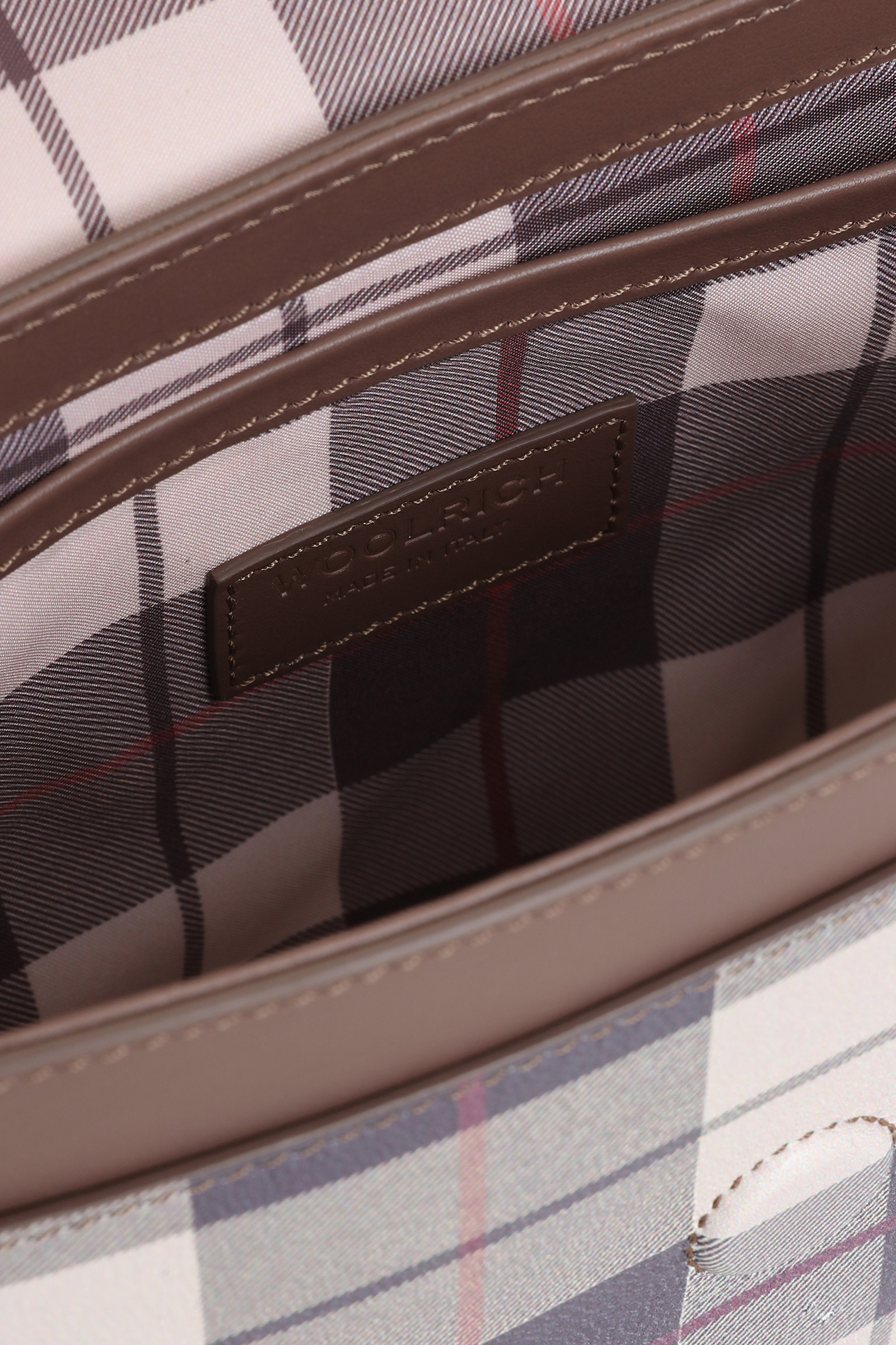 Sac en cuir avec fermeture magnétique