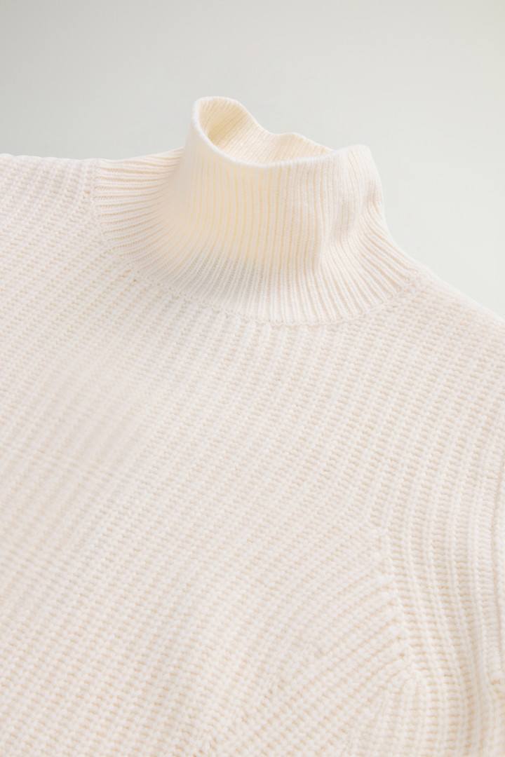 Canberra Turtleneck Sweater in Pure Virgin Wool White photo 6 | Woolrich