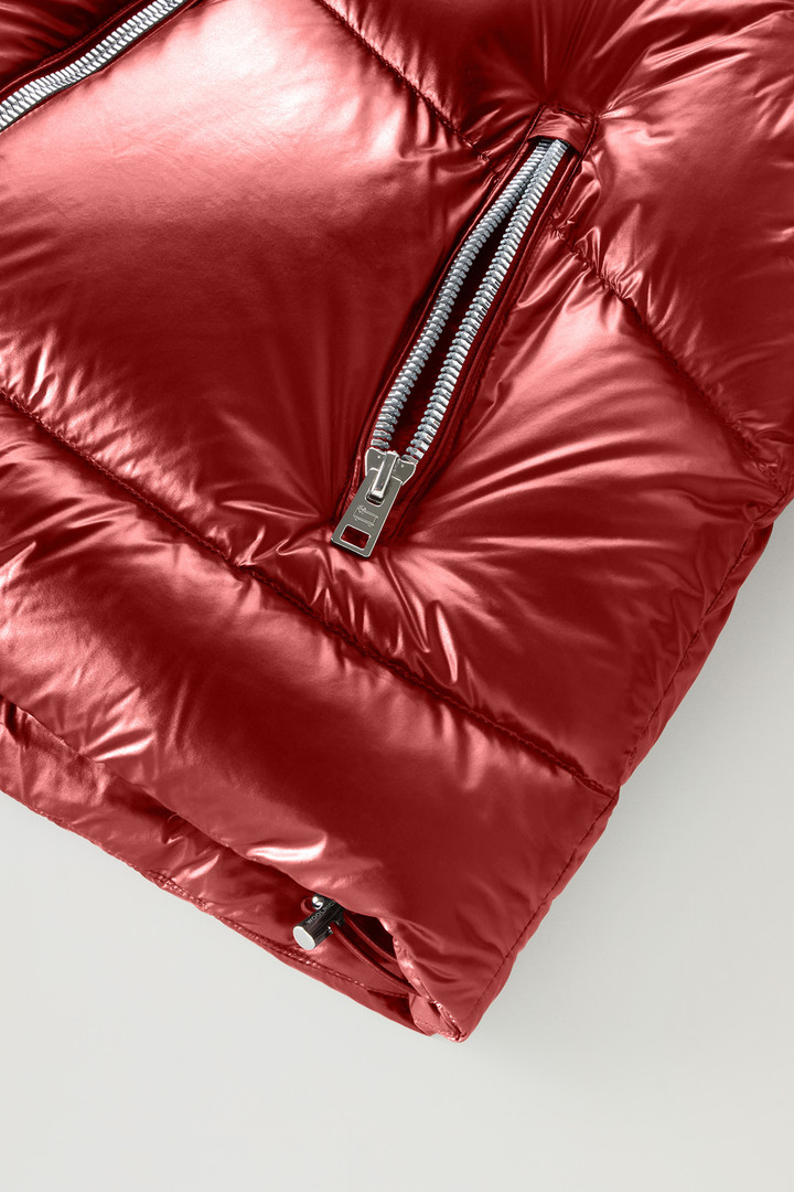 Aliquippa Short Down Jacket in Glossy Nylon Red photo 4 | Woolrich