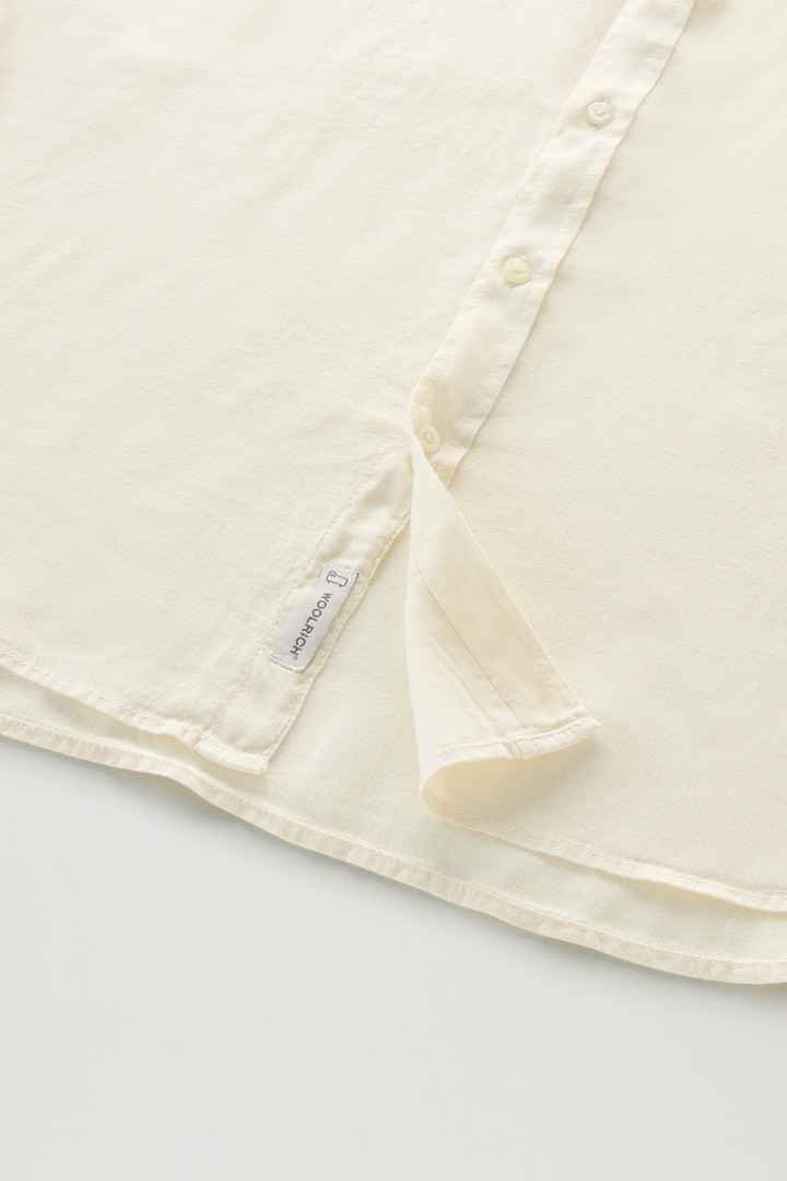 Garment-dyed Shirt with Mandarin Collar in Pure Linen White photo 8 | Woolrich