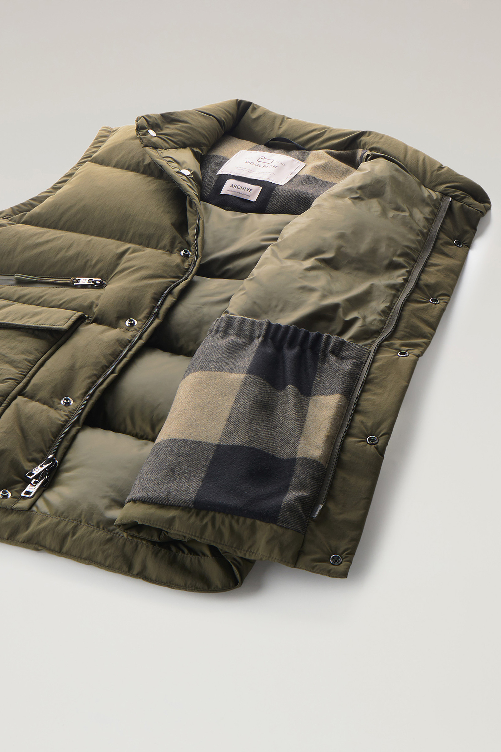 Wattierte Aleutian Weste aus Taslan-Nylon grün photo 9 | Woolrich