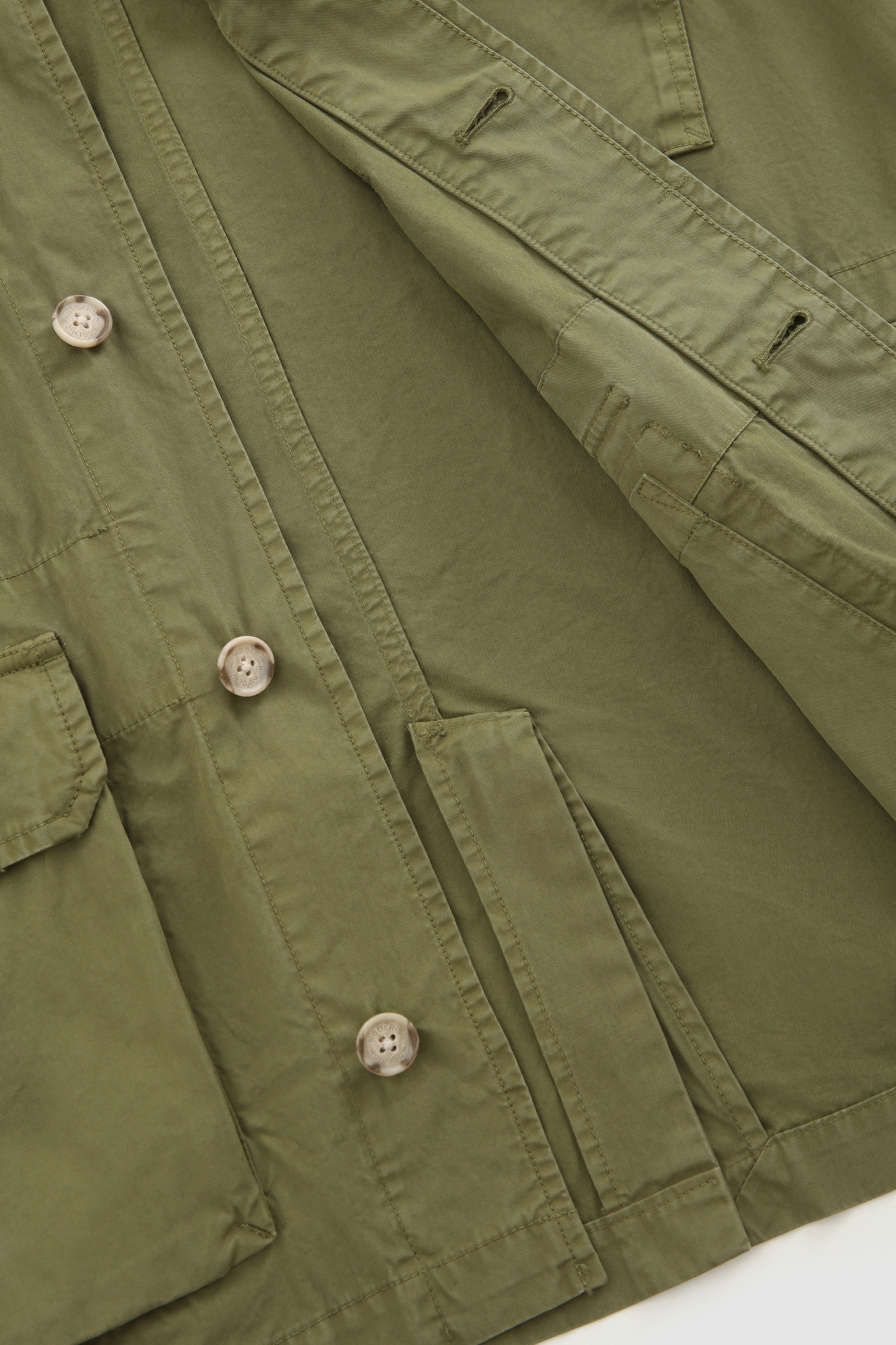 Crew Field Jacket in Soft Garment-Dyed Cotton Green photo 11 | Woolrich