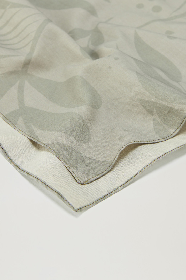 Garment-Dyed Printed Bandana in Pure Cotton Green photo 3 | Woolrich