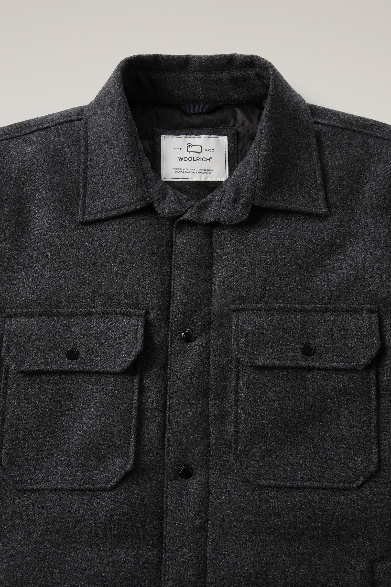 Men's Padded Alaskan Overshirt in Recycled Melton Wool Grey | Woolrich USA