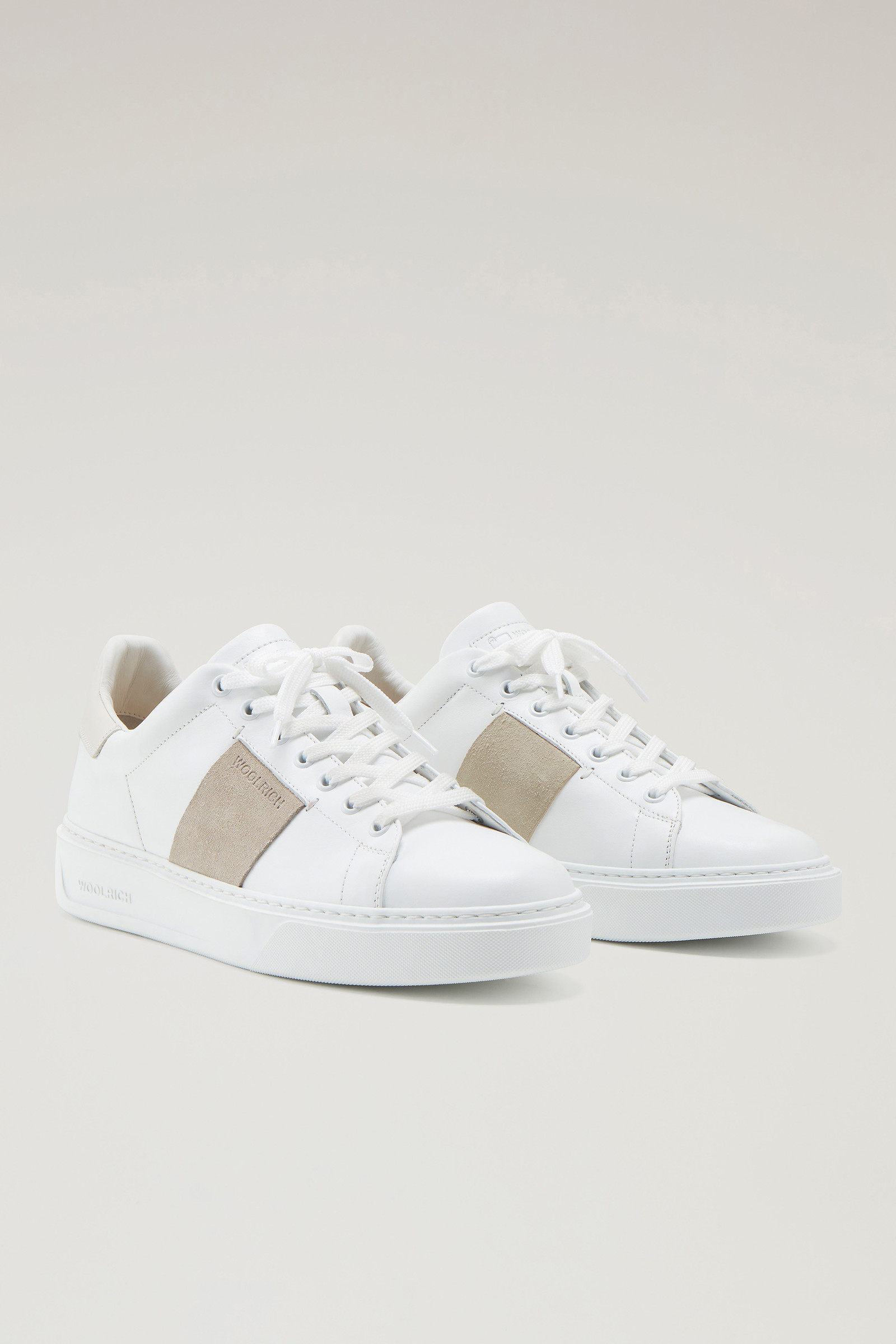 Sneakers Classic Court in morbida pelle con banda in pelle scamosciata bianco photo 2 | Woolrich