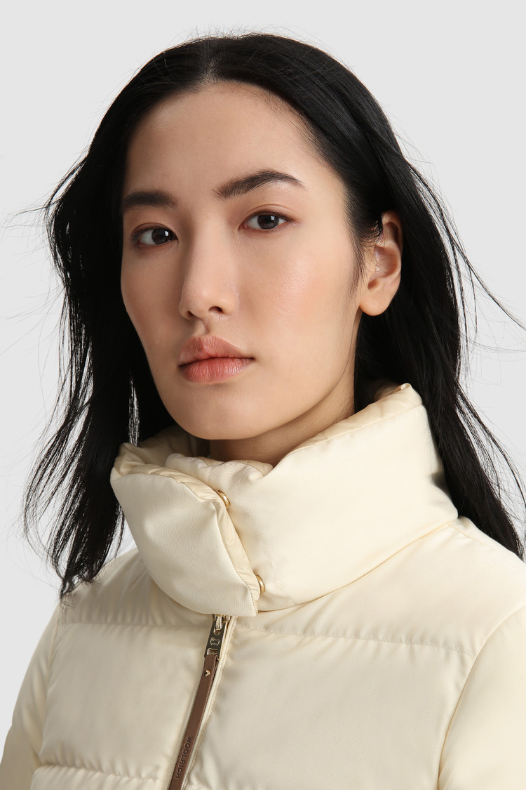 Luxury short down Jacket with horizontal quilting