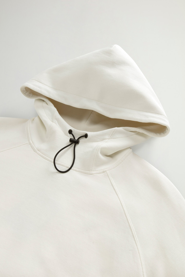 Sweat-shirt à capuche en interlock de coton et nylon by Todd Snyder Blanc photo 6 | Woolrich