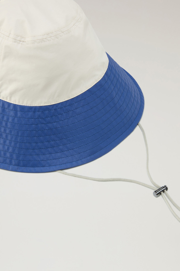 Rain Bucket Hat in a Cotton Nylon Blend Beige photo 3 | Woolrich
