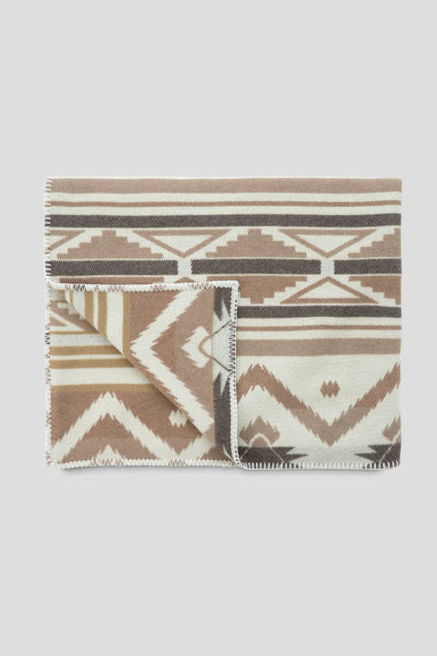 Jacquard Stripe Blanket in Pure Wool White photo 2 | Woolrich