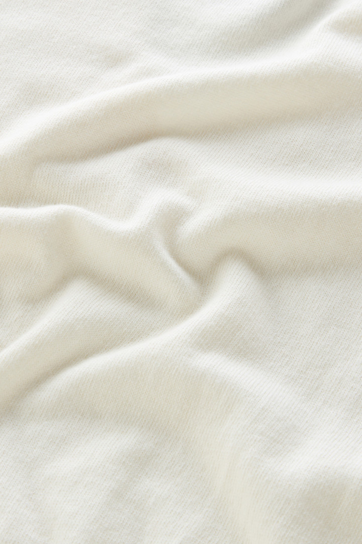 Pull à col en V en coton et cachemire Blanc photo 8 | Woolrich