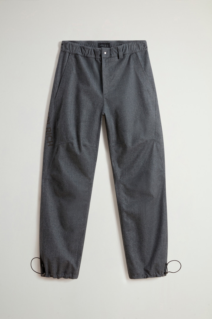 Pants in Three-Layered Italian Pure Virgin Wool by Todd Snyder Gray photo 4 | Woolrich