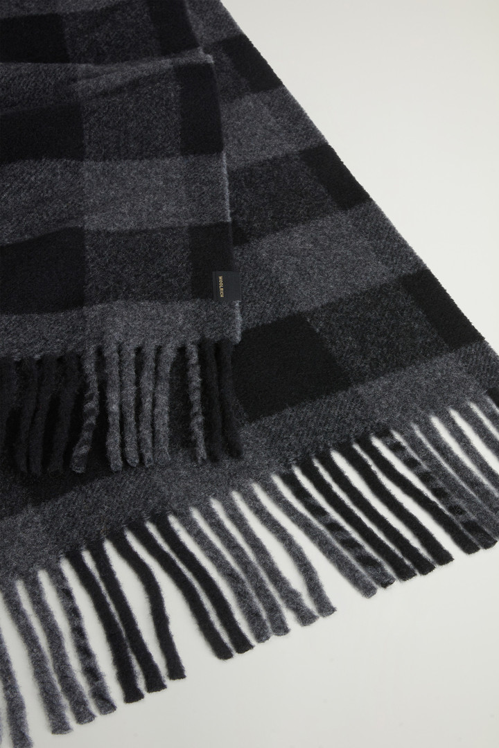 WOOL BUFFALO CHECK SCARF Black photo 3 | Woolrich