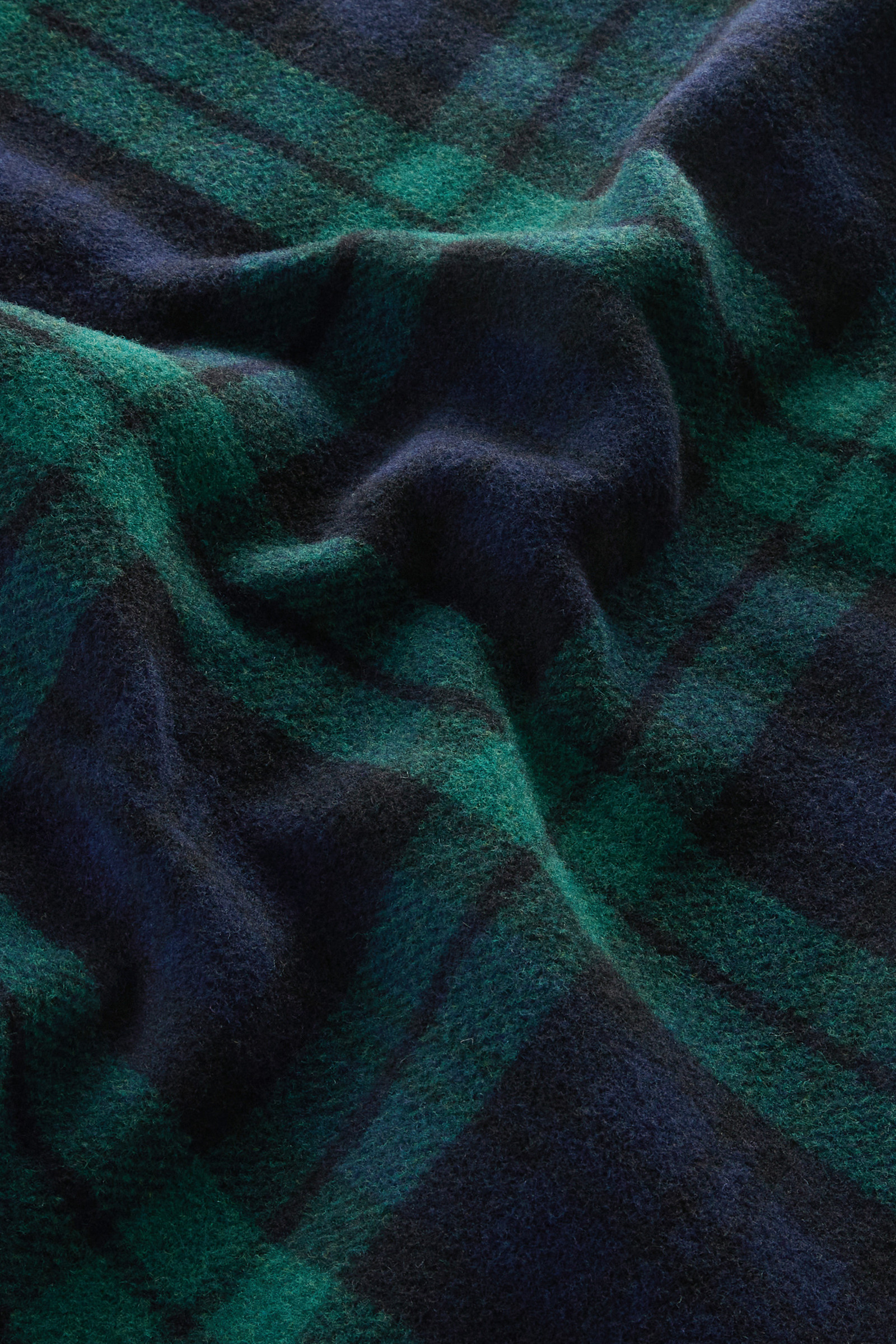 Alaskan Check Overshirt in Bonded Wool Blend Black photo 10 | Woolrich