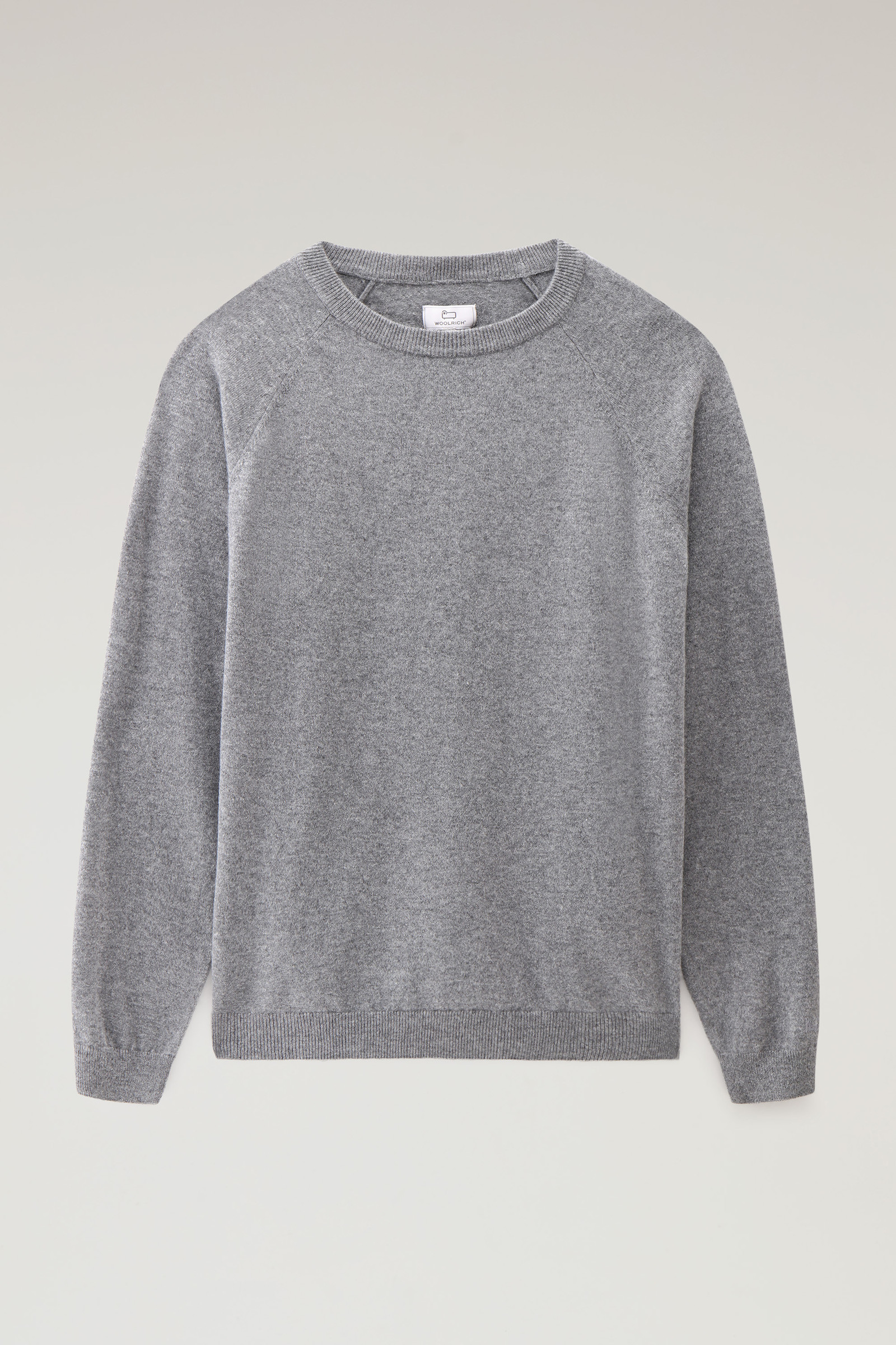 Men's Luxe Crewneck in Pure Cashmere Grey | Woolrich USA