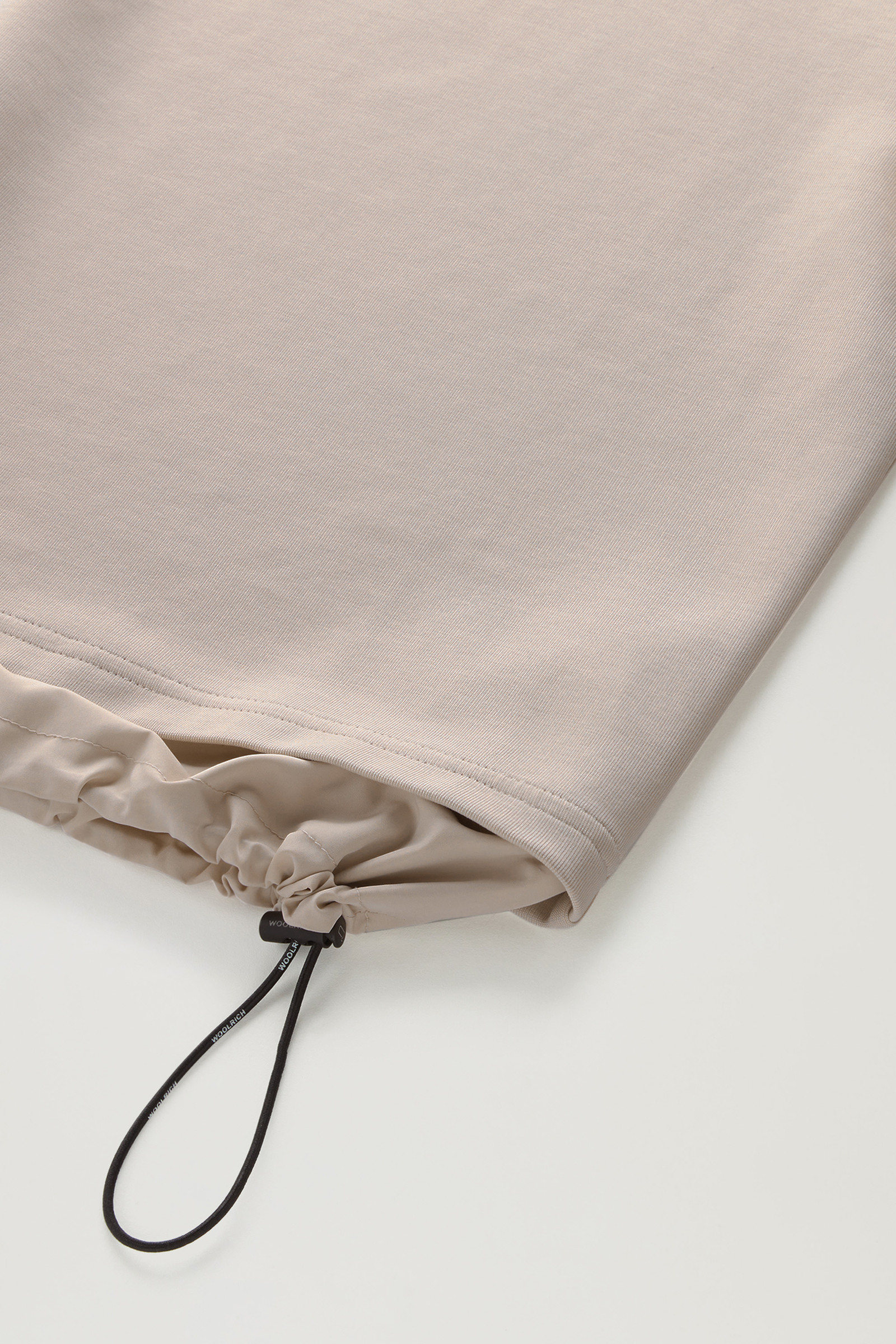 Sweatshirt mit Rundhalsausschnitt aus Baumwollmischung mit Nylon-Details taubengrau photo 8 | Woolrich