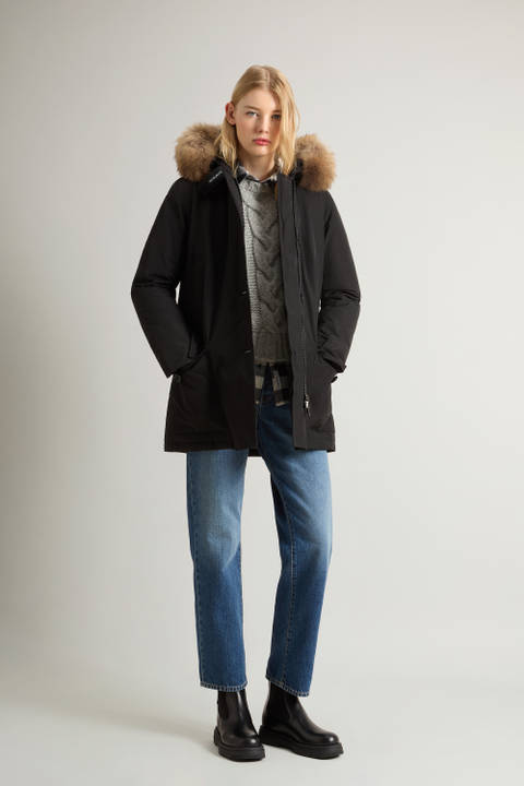 Arctic Parka in Ramar Cloth with Four Pockets and Detachable Fur Black | Woolrich