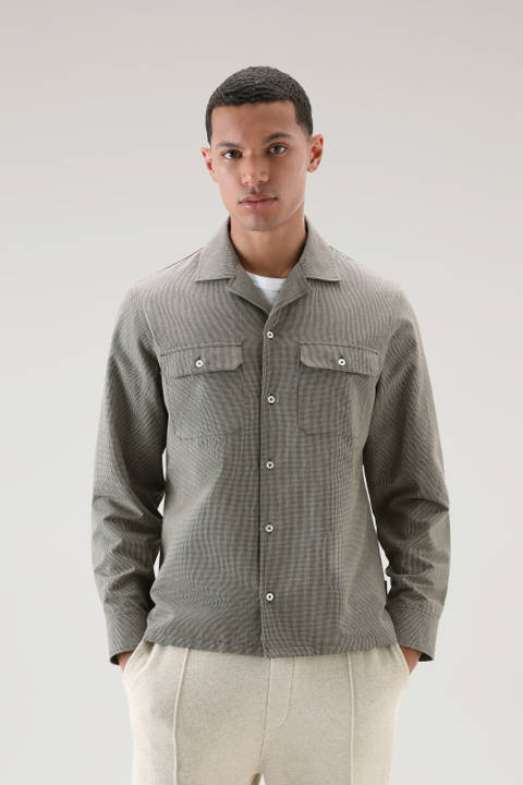 Overshirt in a Cotton Linen Blend Brown | Woolrich