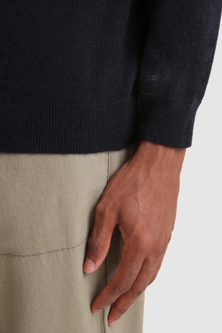 Luxury Crewneck cashmere yarn Sweater