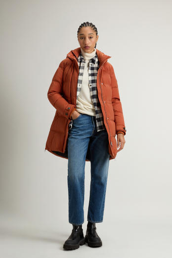 Plumífero Alsea con capucha de nailon elástico Marrón | Woolrich
