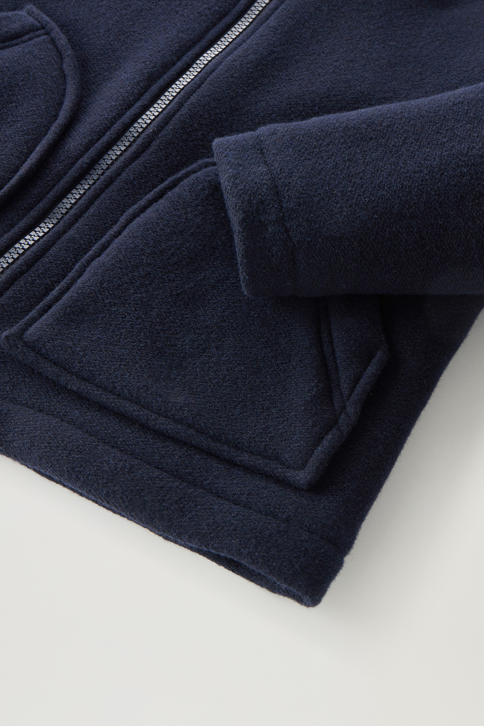 Giacca in misto lana riciclata Manteco con cappuccio blu photo 7 | Woolrich