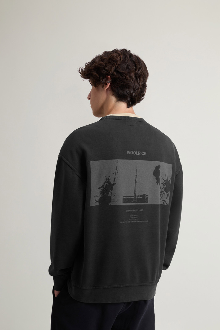 Sweat-shirt à col rond teint en pièce pour ado en pur coton avec imprimé au dos Noir photo 3 | Woolrich