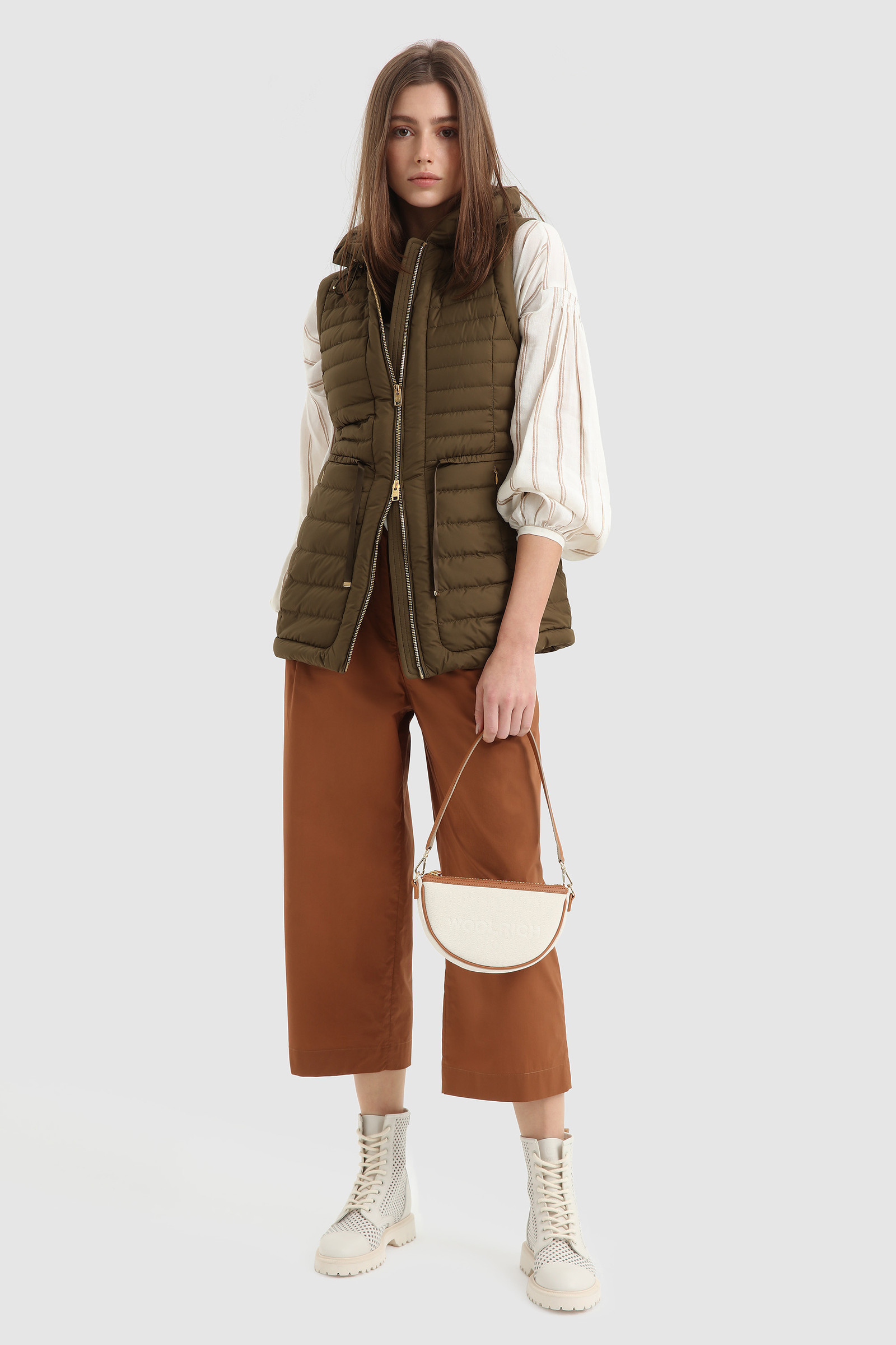 Chaleco acolchado Hibiscus con capucha verde photo 2 | Woolrich