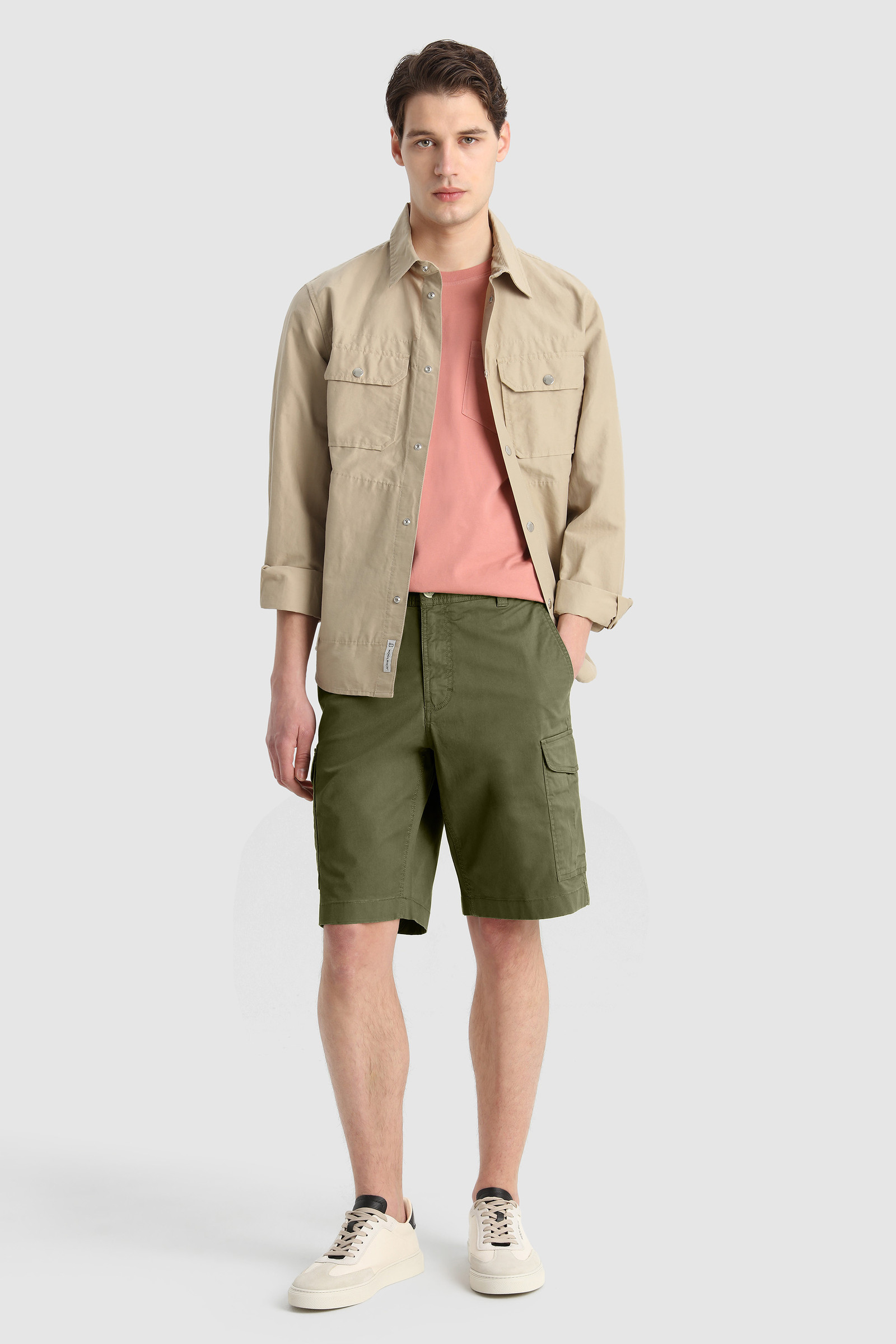 Short cargo teint en pièce vert photo 2 | Woolrich