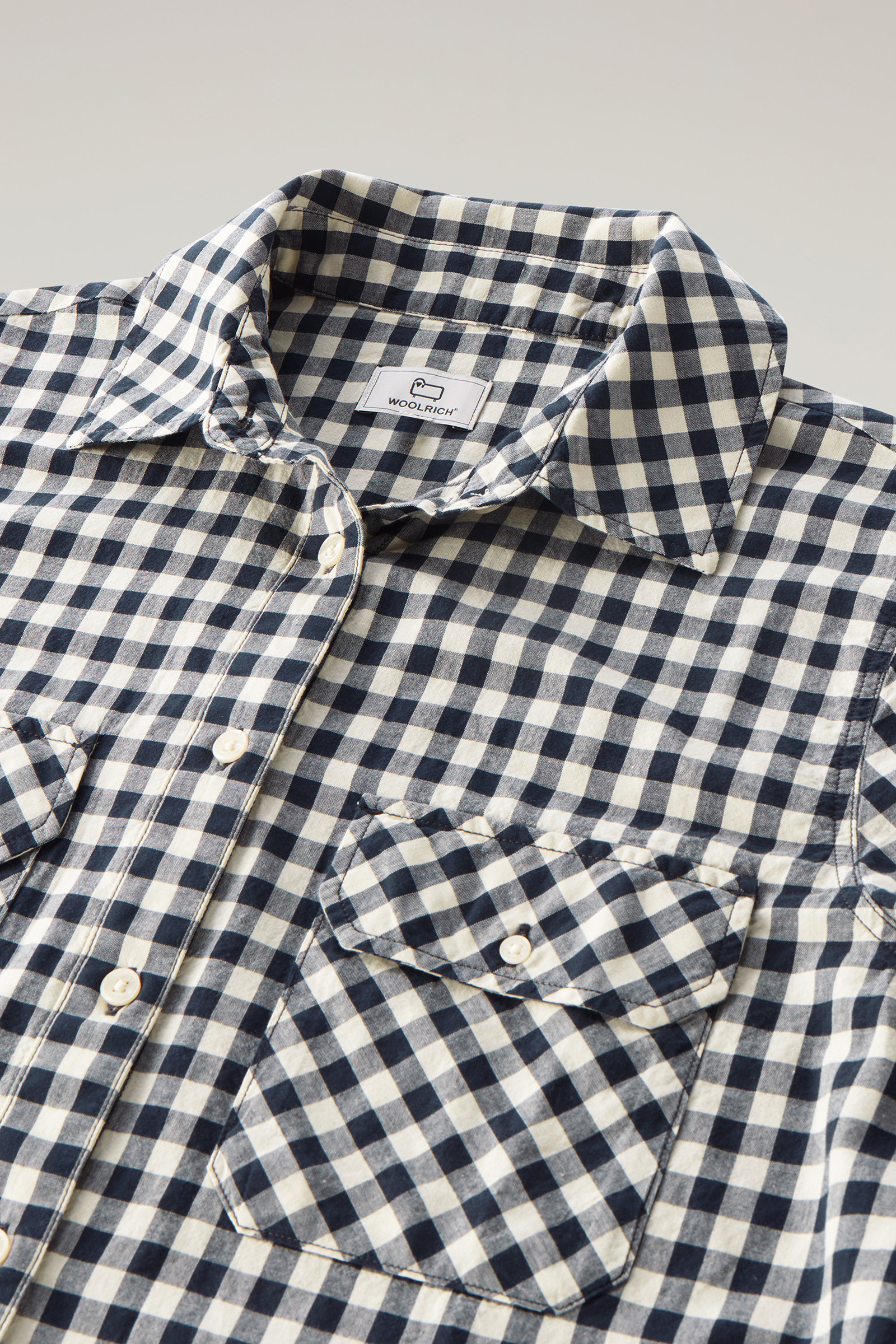 Appalachian Trail Check Shirt in Pure Cotton Blue photo 6 | Woolrich