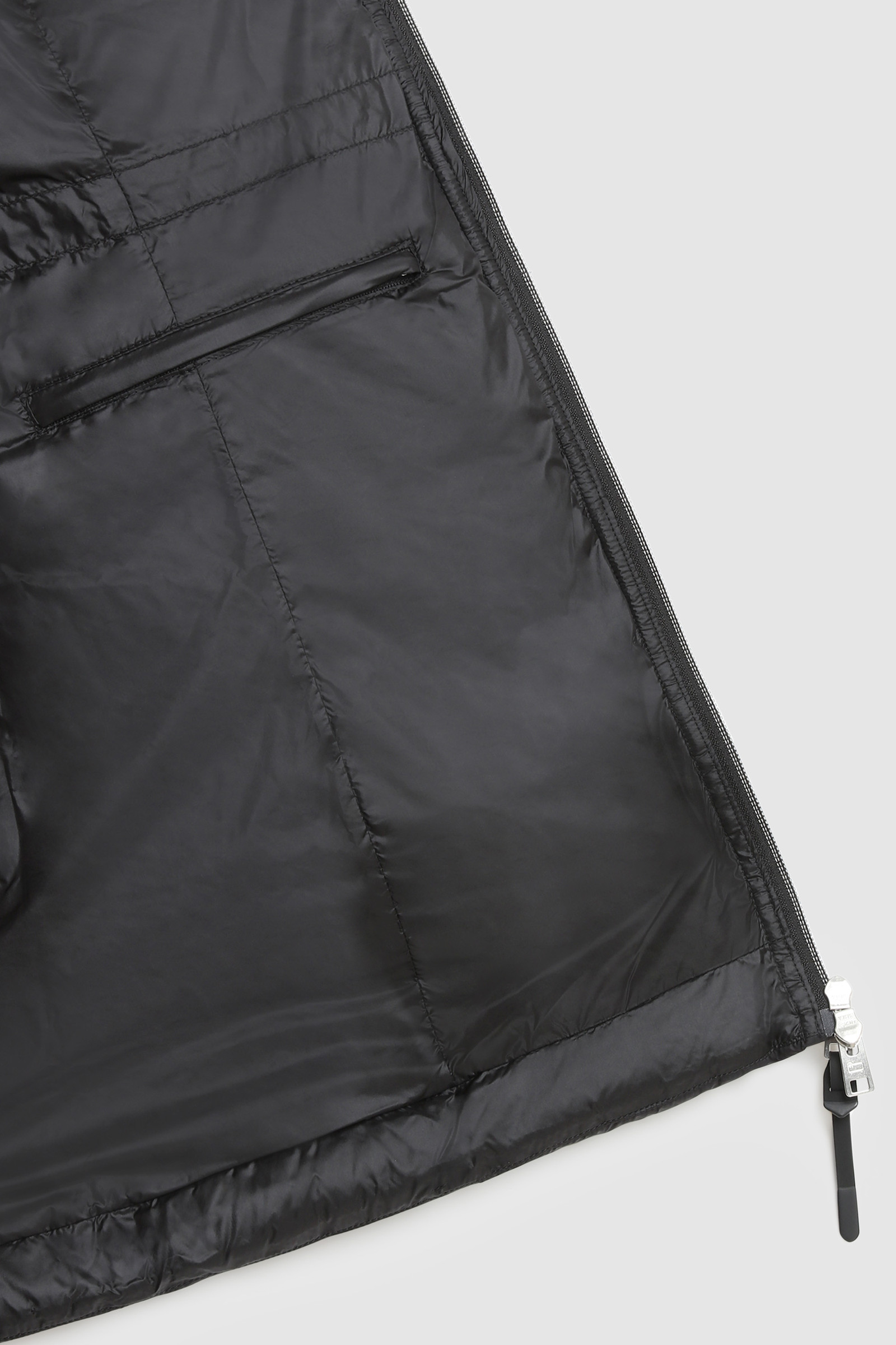 Faltbare Jacke Silas aus recyceltem Nylon