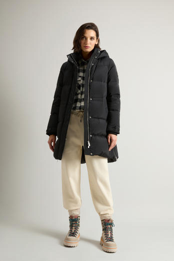 Doudoune Alsea avec capuche en nylon élastique Noir | Woolrich