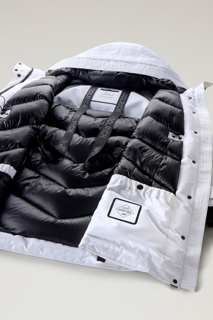 Waterproof High-Tech Parka in GORE-TEX White photo 5 | Woolrich