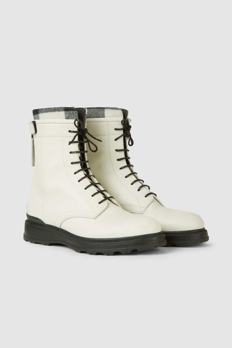 Work boot with check pattern