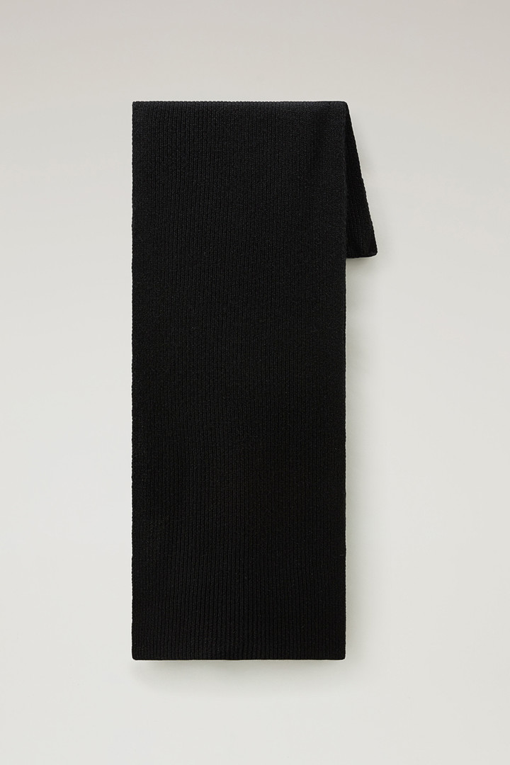 Écharpe côtelée en pur cachemire Noir photo 1 | Woolrich