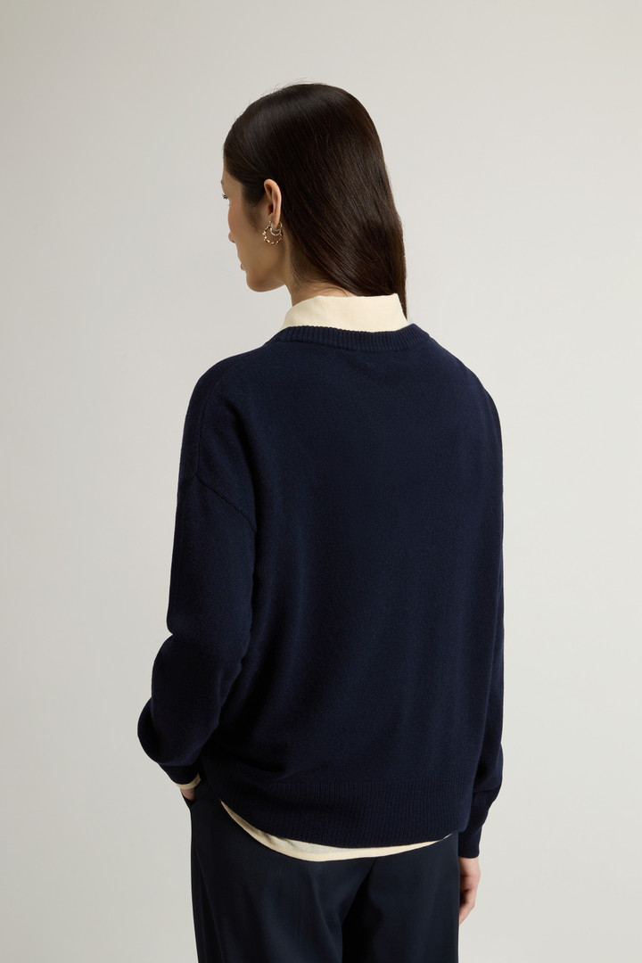 Crewneck Sweater in Virgin Wool and Cashmere Blend Blue photo 3 | Woolrich