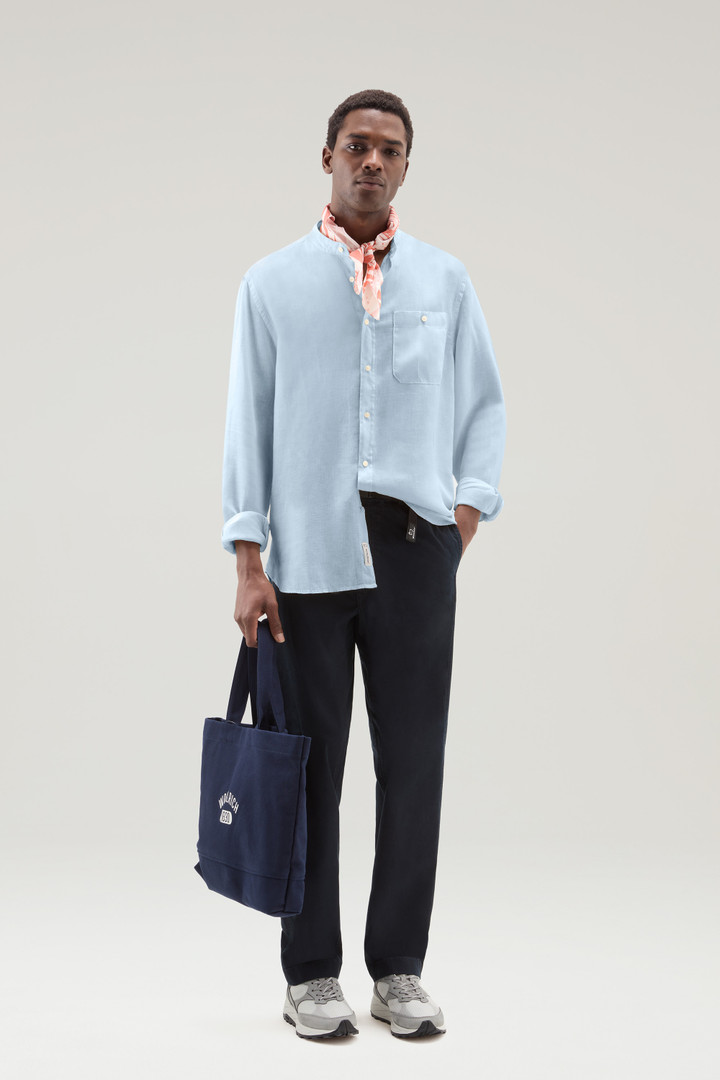 Garment-dyed Shirt with Mandarin Collar in Pure Linen Blue photo 2 | Woolrich