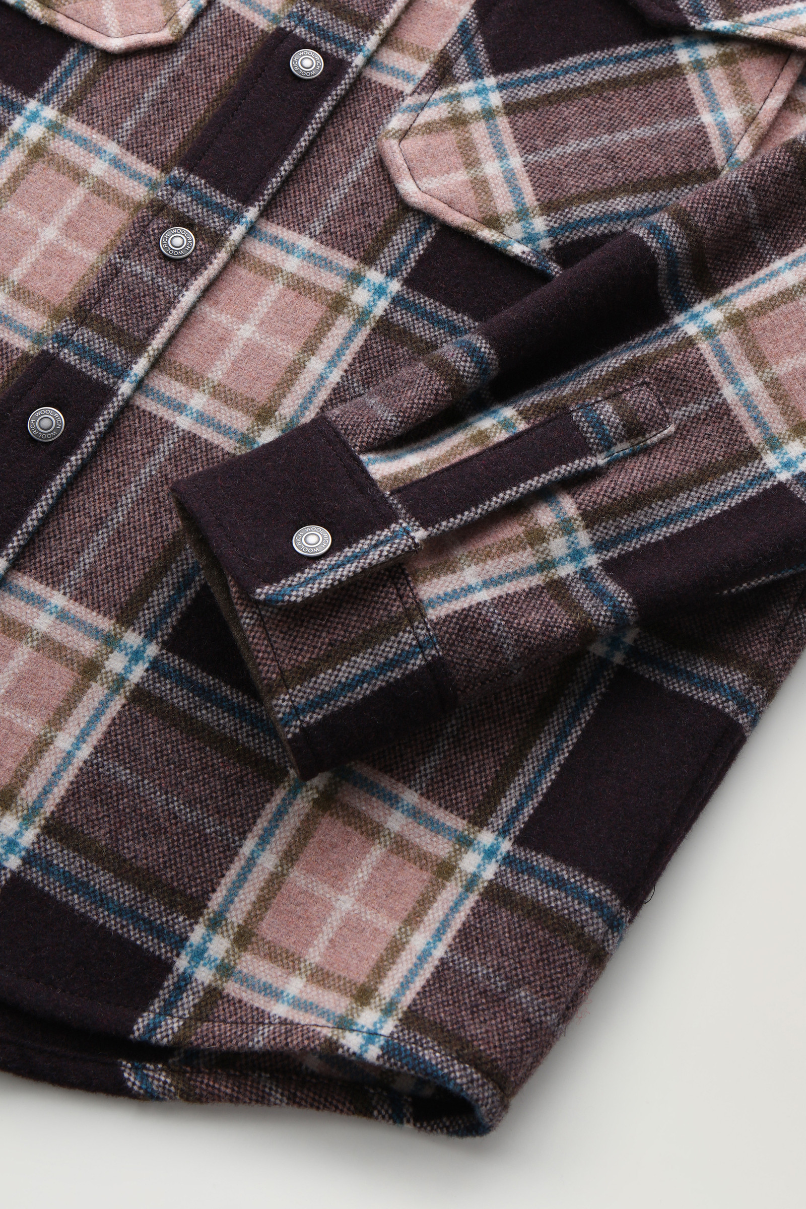 Alaskan Check Overshirt in Recycled Italian Wool Blend Pink photo 7 | Woolrich
