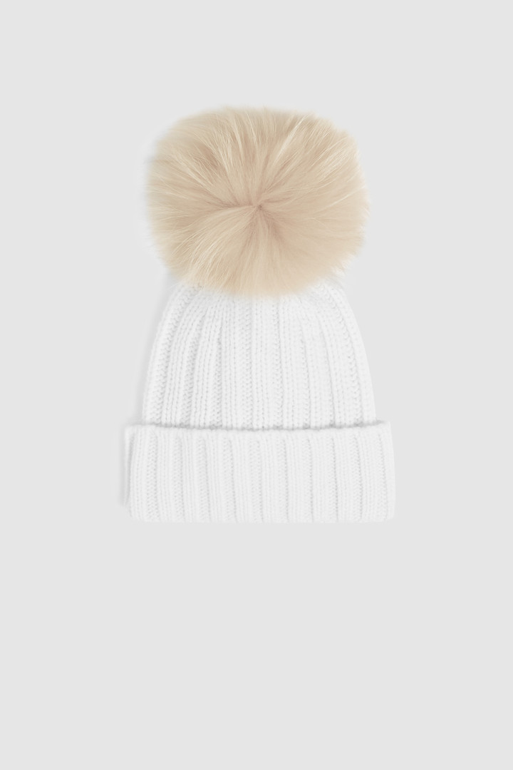 Berretto in cashmere con pon pon rimovibile in pelliccia di racoon