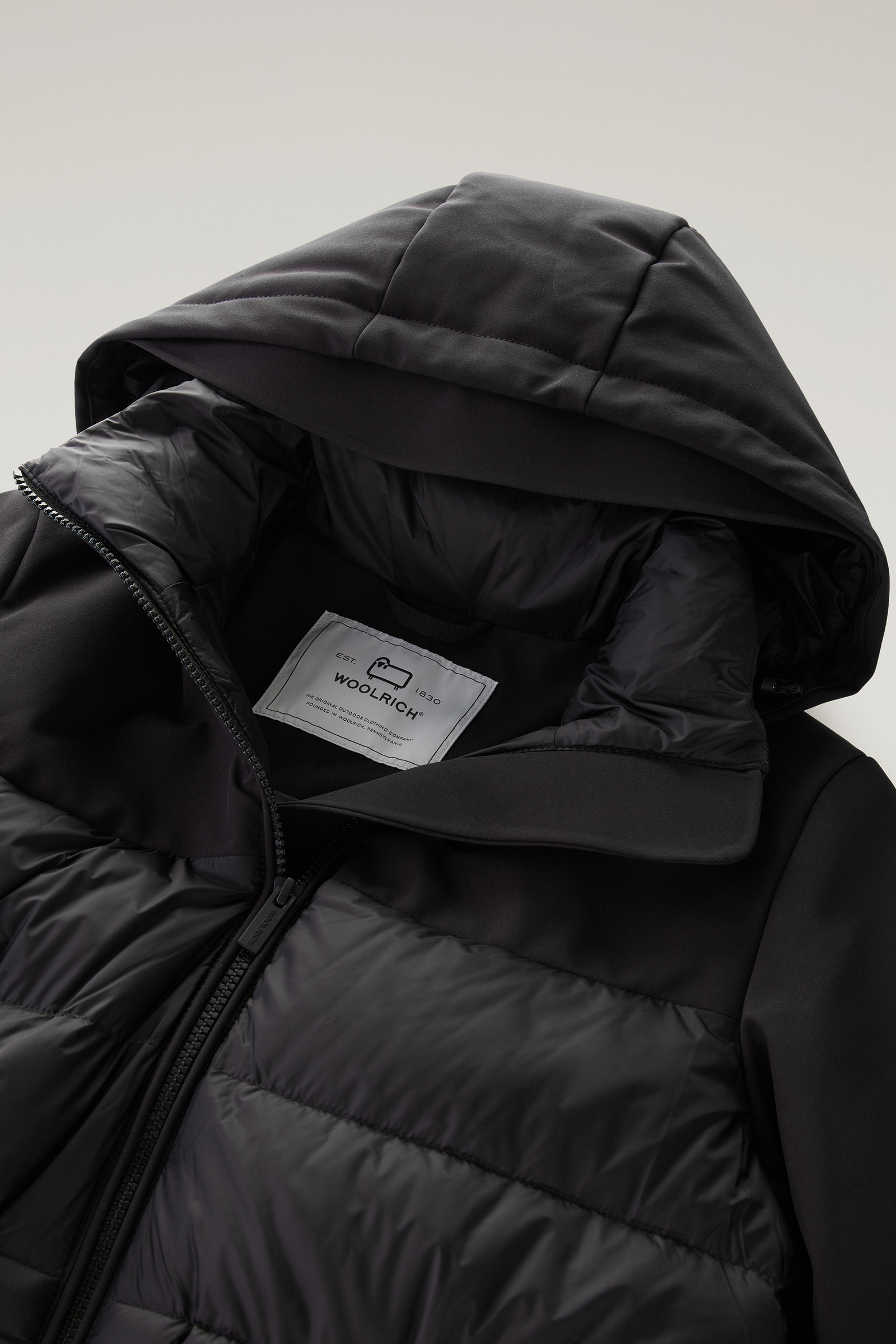 Parka matelassée hybride en Tech Softshell noir photo 6 | Woolrich