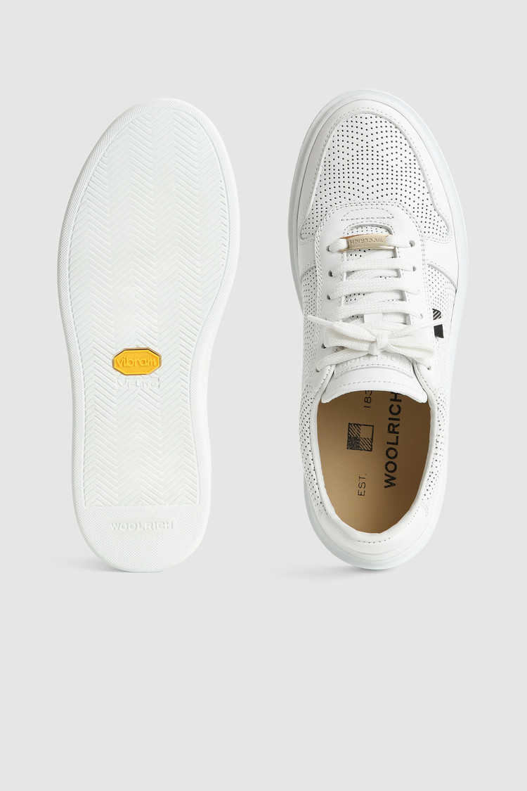 Sneakers de tennis classiques perforées