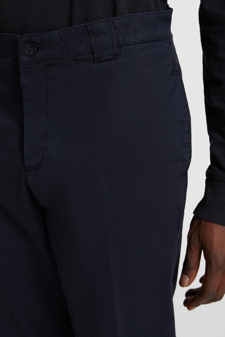 Chino pants in yarn-dyed cotton