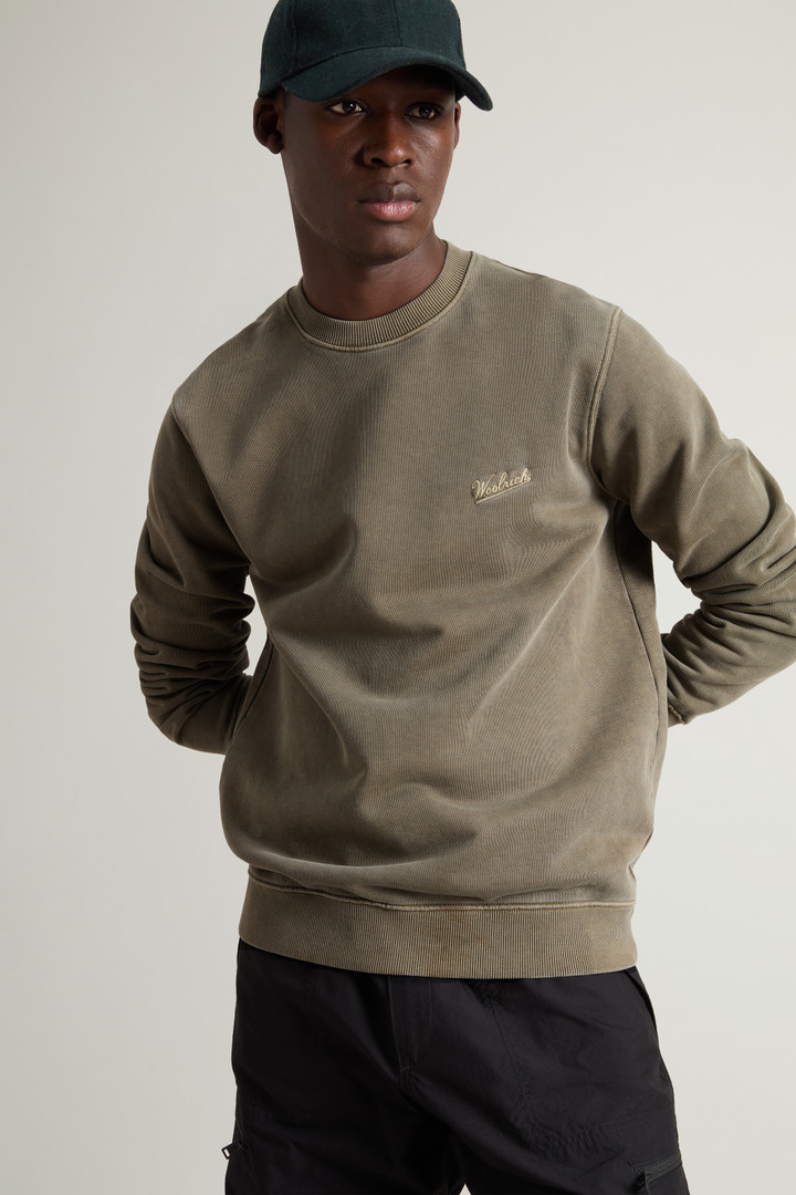 Garment-Dyed Crewneck Sweatshirt in Pure Cotton with Embroidered Logo Green photo 4 | Woolrich