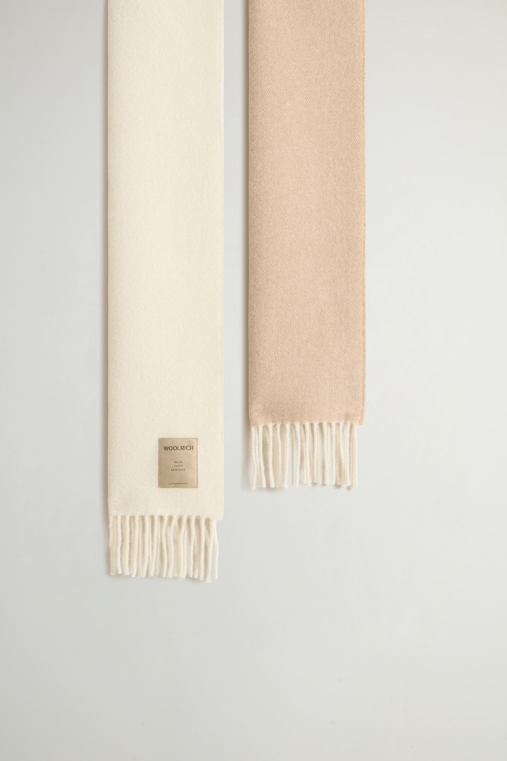 Schal aus reiner Wolle mit Fransen Beige photo 2 | Woolrich