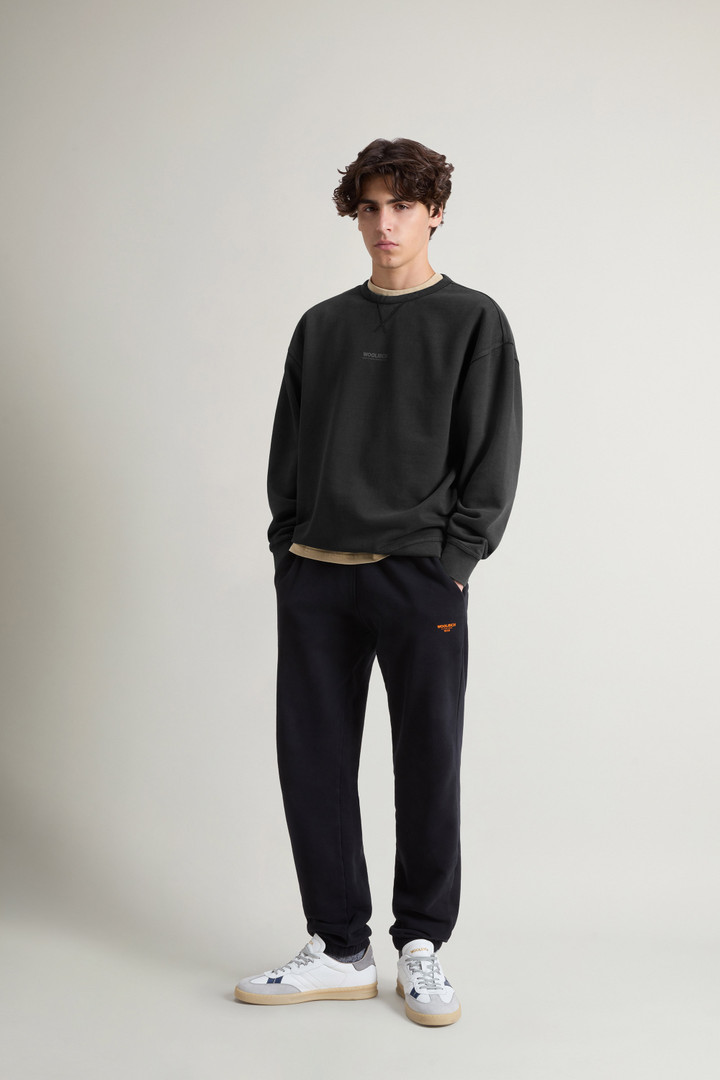 Sweat-shirt à col rond teint en pièce pour ado en pur coton avec imprimé au dos Noir photo 2 | Woolrich