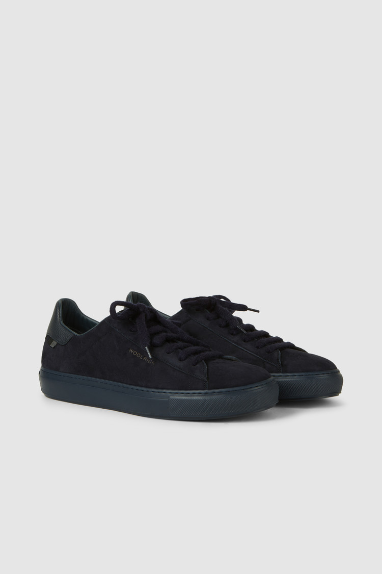 All around sneaker, suede