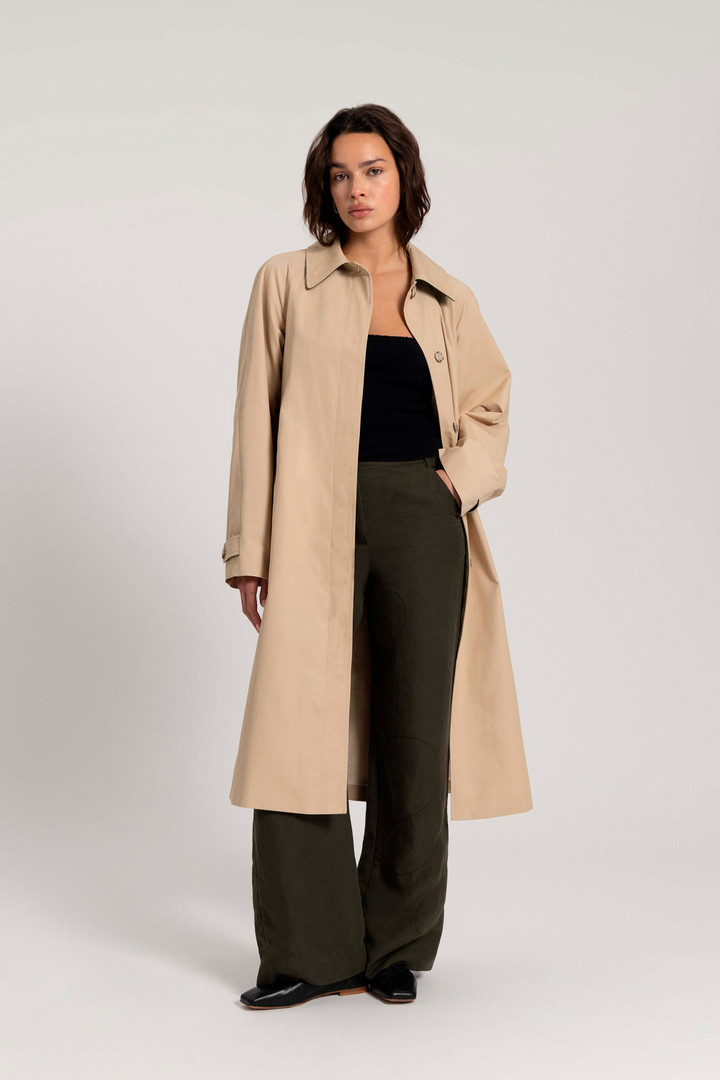 Trenchcoat van zacht Byrd-katoen met afneembare tas - Daniëlle Cathari / Woolrich Beige photo 1 | Woolrich