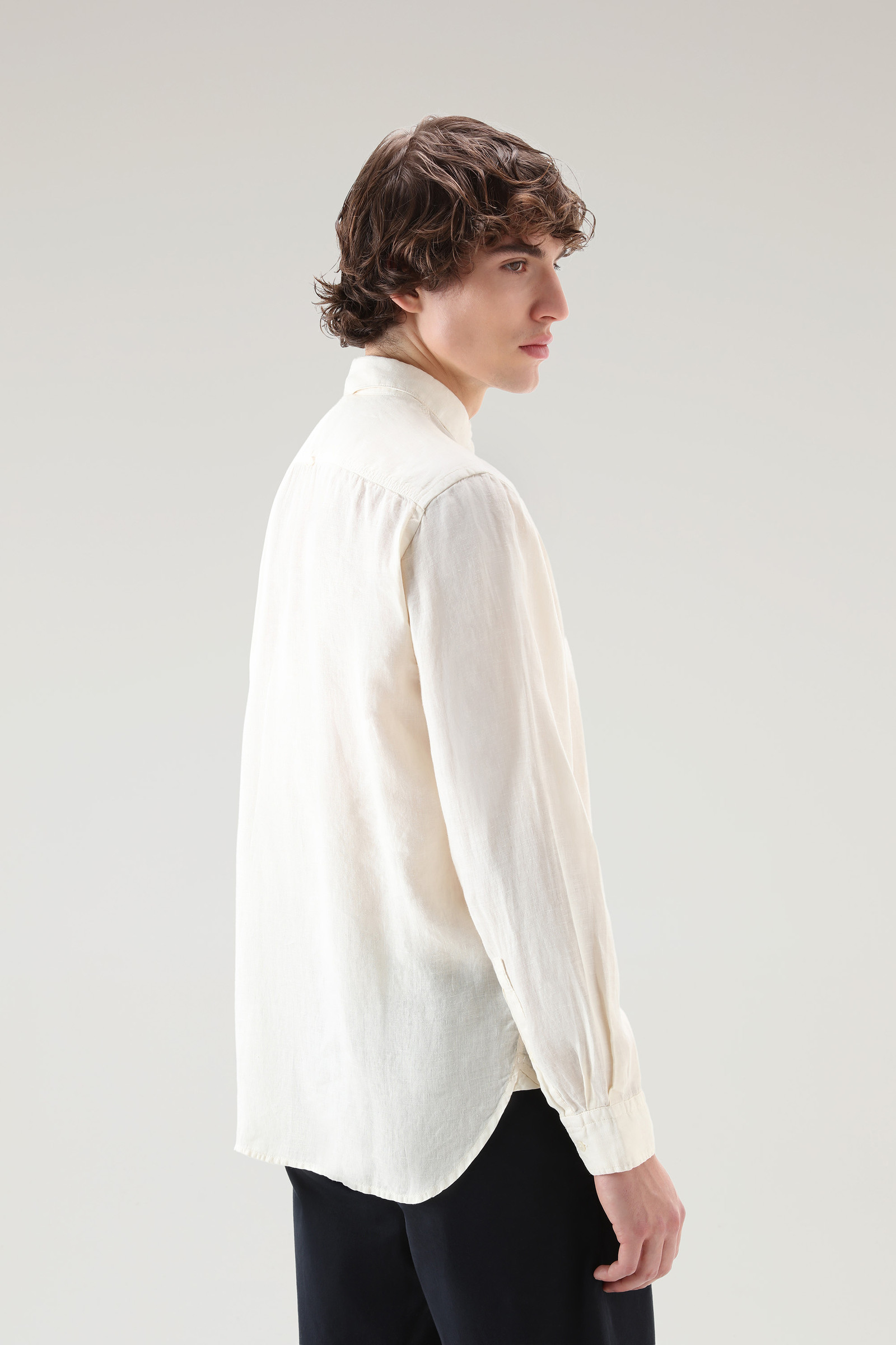 Camicia in puro lino tinta in capo bianco photo 3 | Woolrich