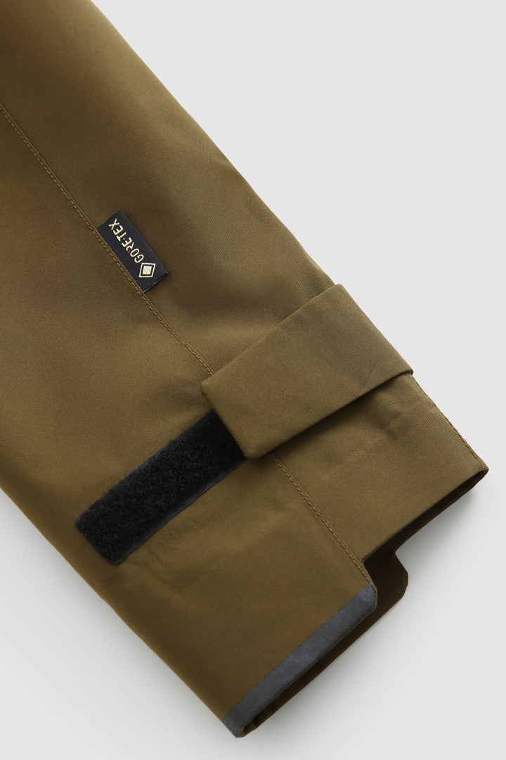 Light Waterproof Clay Parka in Gore-Tex Green photo 8 | Woolrich