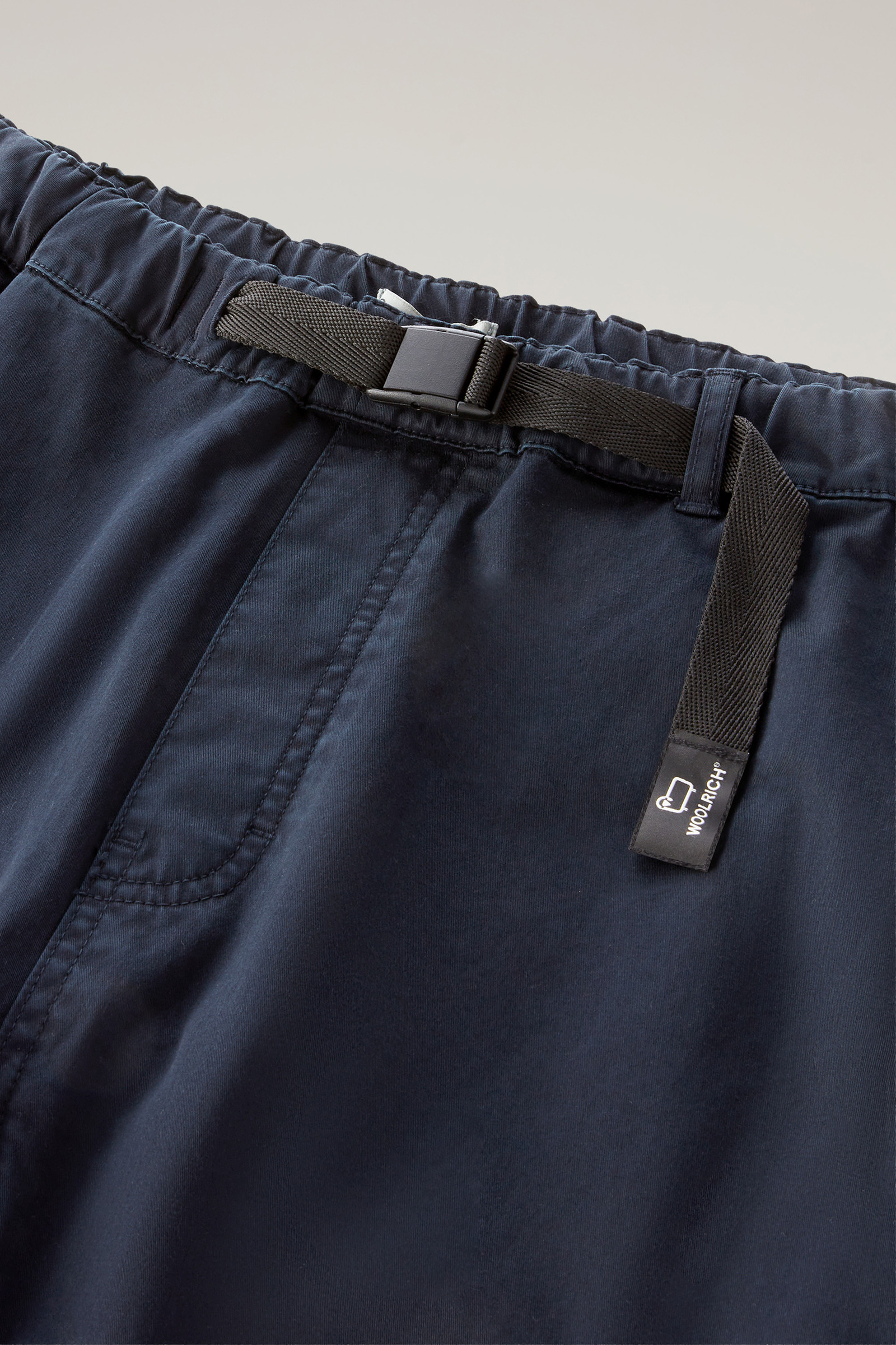 Garment-Dyed Chino Pants in Stretch Cotton Blue photo 5 | Woolrich