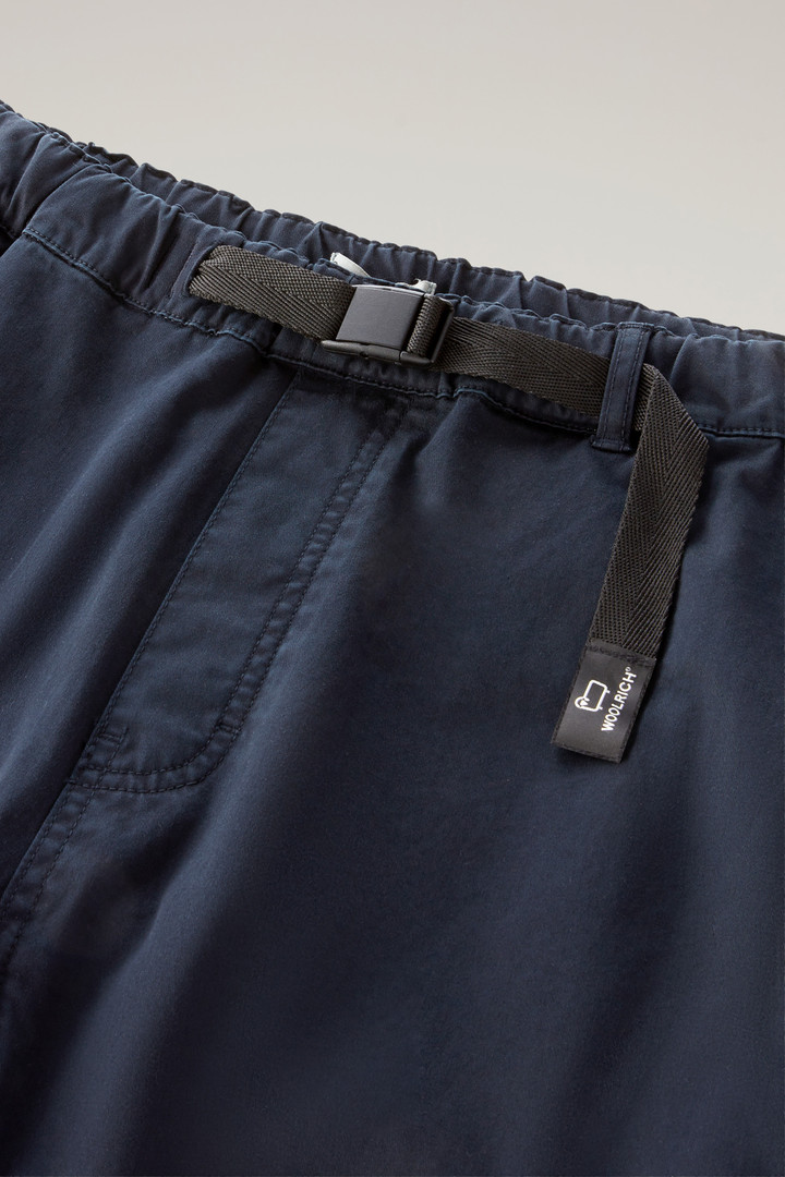 Garment-Dyed Chino Pants in Stretch Cotton Blue photo 3 | Woolrich